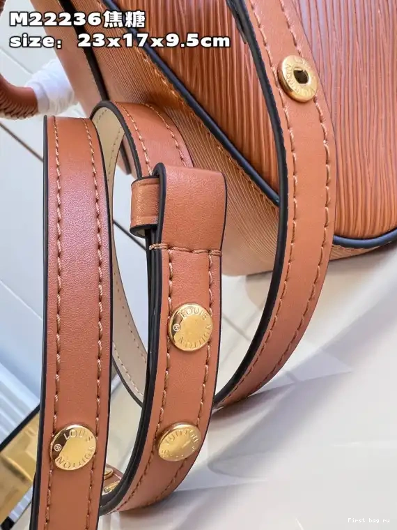 First bag ru TWIST VUITTON MM LOUIS 0707